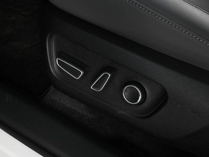 Внедорожник Toyota RAV4 2026 года, 4739000 рублей, Аксай