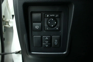 Внедорожник Toyota Land Cruiser Prado 2019 года, 4190000 рублей, Красноярск