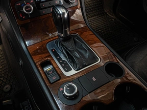 Внедорожник Volkswagen Touareg 2011 года, 1855000 рублей, Ставрополь