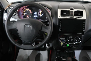 Седан ВАЗ (LADA) Granta 2019 года, 719000 рублей, Омск