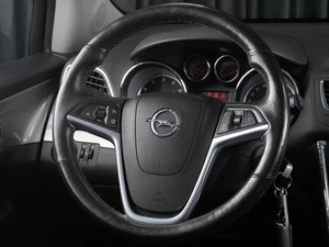 Внедорожник Opel Mokka 2014 года, 1149000 рублей, Тюмень