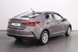 Седан Hyundai Solaris 2021 года, 1750000 рублей, Брянск