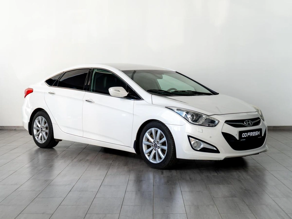 Седан Hyundai i40 2013 года, 1099000 рублей, Саратов