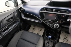 Хетчбэк Toyota Aqua 2016 года, 899000 рублей, Красноярск