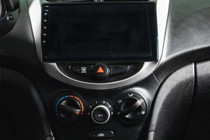 Хетчбэк Hyundai Solaris 2012 года, 889000 рублей, Сургут