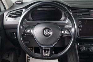 Внедорожник Volkswagen Tiguan 2018 года, 2899000 рублей, Оренбург