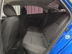 Седан Hyundai Solaris 2018 года, 655000 рублей, Красноярск