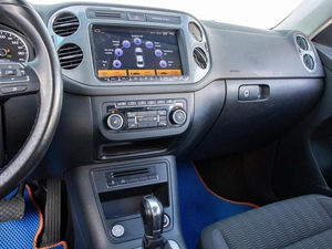 Внедорожник Volkswagen Tiguan 2013 года, 1379000 рублей, Петрозаводск