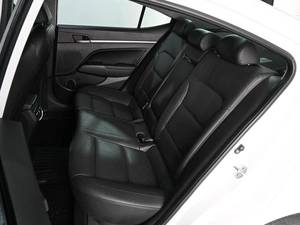 Седан Hyundai Elantra 2018 года, 1649000 рублей, Аксай