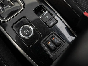 Внедорожник Mitsubishi Outlander 2021 года, 2395000 рублей, Краснодар