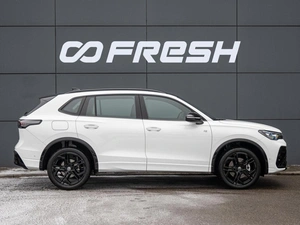 Внедорожник Volkswagen Tiguan L 2025 года, 4910000 рублей, Краснодар