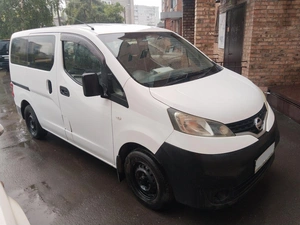 Минивэн Nissan NV200 2010 года, 930000 рублей, Красноярск
