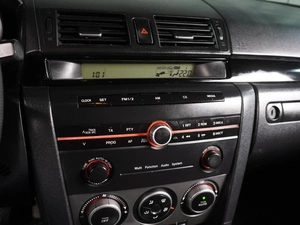 Хетчбэк Mazda 3 2006 года, 639000 рублей, Воронеж