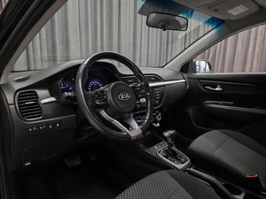 Седан Kia Rio 2019 года, 980000 рублей, Красноярск