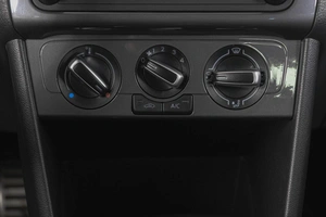 Седан Volkswagen Polo 2018 года, 1179000 рублей, Кемерово