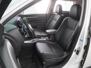 Внедорожник Mitsubishi Outlander 2018 года, 2975000 рублей, Воронеж