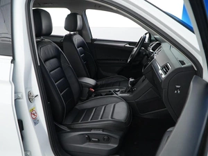 Внедорожник Volkswagen Tiguan 2021 года, 2370900 рублей, Москва