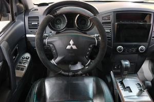Внедорожник Mitsubishi Pajero 2007 года, 1799000 рублей, Омск