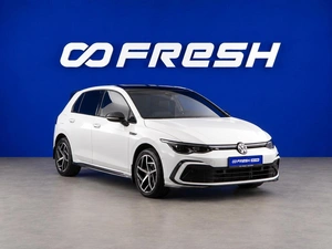 Хетчбэк Volkswagen Golf 2021 года, 2797434 рублей, Москва