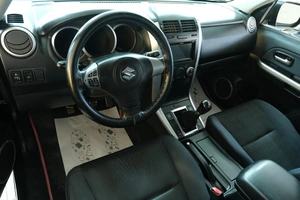 Внедорожник Suzuki Grand Vitara 2012 года, 1239000 рублей, Омск