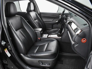 Седан Toyota Camry 2017 года, 3210000 рублей, Воронеж