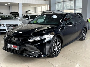 Седан Toyota Camry 2019 года, 2497000 рублей, Солонцы