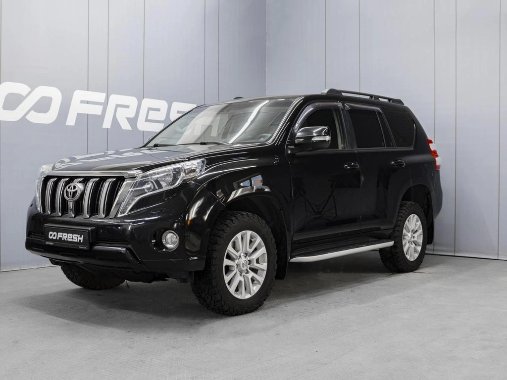 Внедорожник Toyota Land Cruiser Prado 2014 года, 2940000 рублей, Омск