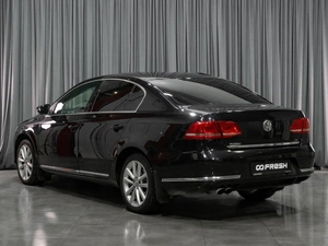 Седан Volkswagen Passat 2012 года, 1149000 рублей, Тюмень
