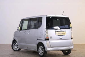 Хетчбэк Honda N-BOX 2015 года, 679000 рублей, Омск
