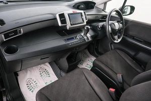 Минивэн Honda Freed 2014 года, 1259000 рублей, Красноярск