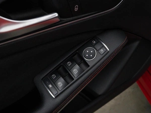 Хетчбэк Mercedes-benz A-класс 2013 года, 1517050 рублей, Москва