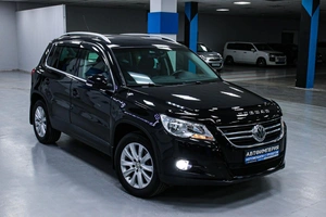 Внедорожник Volkswagen Tiguan 2010 года, 1258000 рублей, Солонцы
