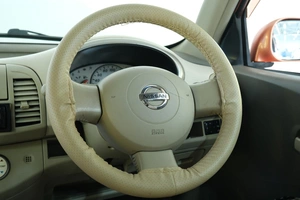 Хетчбэк Nissan March 2002 года, 199000 рублей, Омск