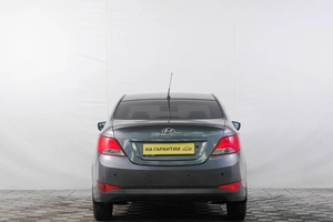 Седан Hyundai Solaris 2015 года, 819000 рублей, Кемерово