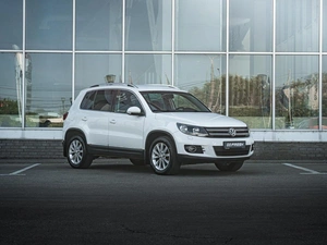Внедорожник Volkswagen Tiguan 2012 года, 1599000 рублей, Нижний Новгород