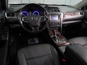 Седан Toyota Camry 2017 года, 2099000 рублей, Воронеж