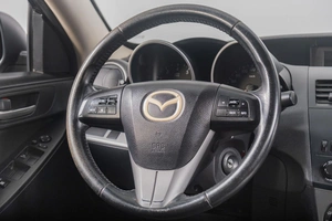 Седан Mazda 3 2011 года, 989000 рублей, Томск