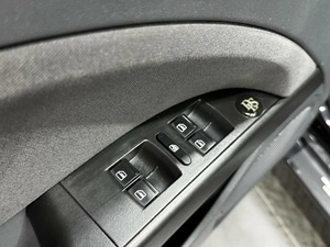 Хетчбэк SEAT Leon 2008 года, 657000 рублей, Красноярск