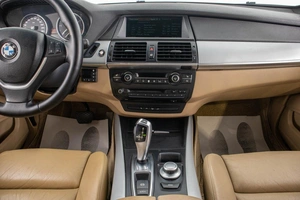 Внедорожник BMW X5 2009 года, 1849000 рублей, Барнаул