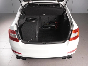 Лифтбек Skoda Octavia 2015 года, 1599000 рублей, Красный Пахарь