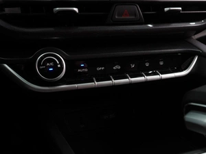 Седан Changan Eado Plus 2023 года, 2014000 рублей, Воронеж