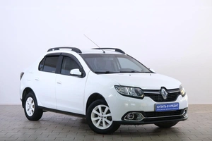 Седан Renault Logan 2016 года, 549000 рублей, Омск