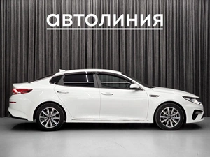 Седан Kia K5 2019 года, 1849000 рублей, Красноярск