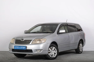 Седан Toyota Corolla Fielder 2005 года, 679000 рублей, Томск