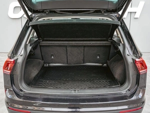 Внедорожник Volkswagen Tiguan 2017 года, 2698000 рублей, Краснодар