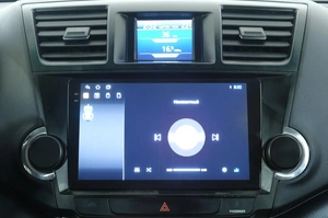 Внедорожник Toyota Highlander 2012 года, 1789000 рублей, Омск