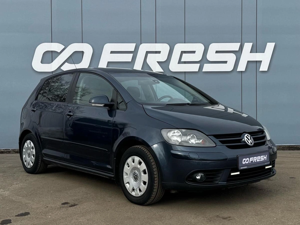 Хетчбэк Volkswagen Golf Plus 2008 года, 699000 рублей, Ижевск