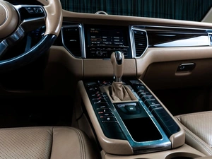 Внедорожник Porsche Macan S 2014 года, 2488070 рублей, Тюмень