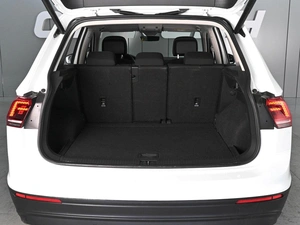 Внедорожник Volkswagen Tiguan 2019 года, 2599000 рублей, Ростов-на-Дону