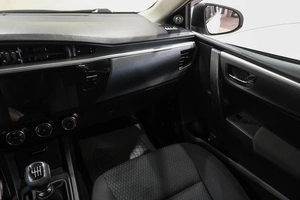 Седан Toyota Corolla 2013 года, 1099000 рублей, Новокузнецк